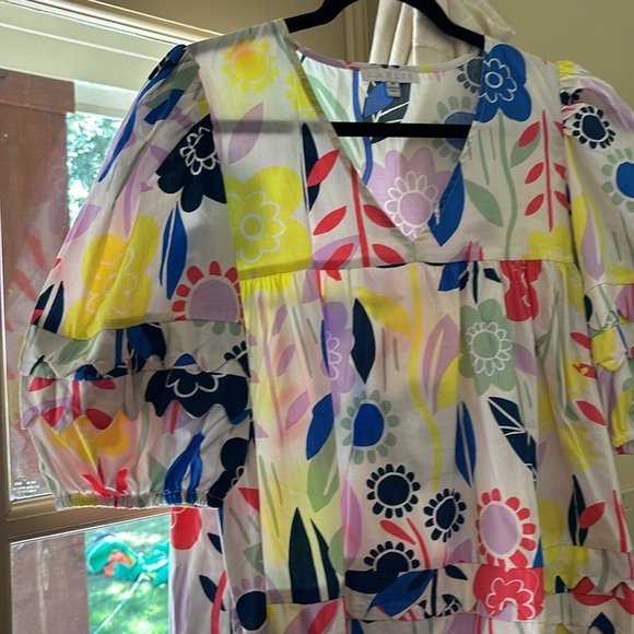 Adorable puff sleeve dress - Picture 2 of 3